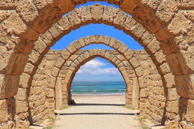 2-Day Israel Tour from Tel Aviv: Acre, Caesarea, Nazareth and the Sea of Galilee - Haifa’s Bahá’í Gardens and the view from Mount Carmel