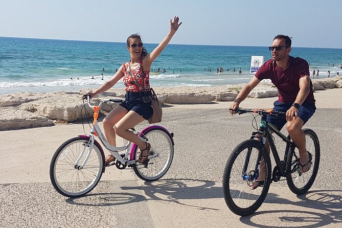 3-Hour Private Morning Bike Tour - HaYarkon Park Adds Green Space to the Route