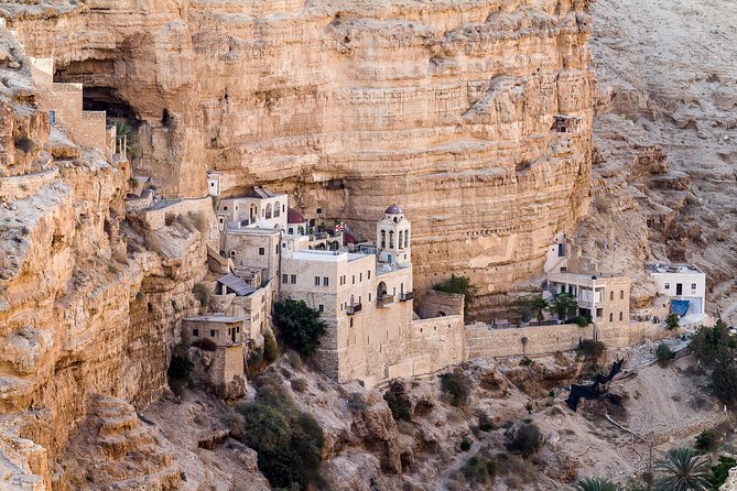 4-Day Christian Israel Tour from Tel Aviv - Guides, group size, and the pace of the route