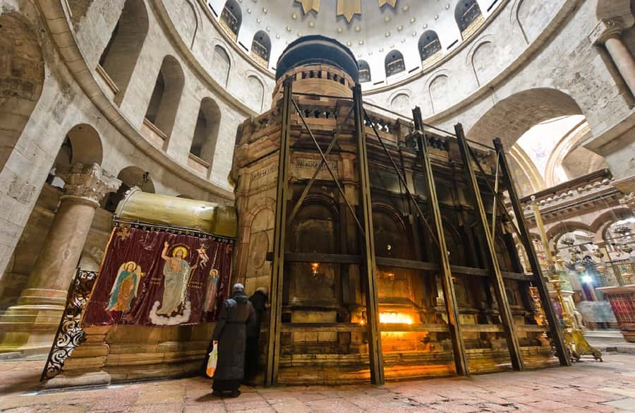 Christian Jerusalem in Russian - Gethsemane, where the tour turns personal
