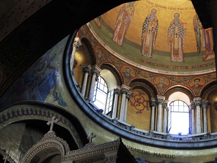 Christian Jerusalem in Russian - Mount Zion and the traditional Last Supper Room