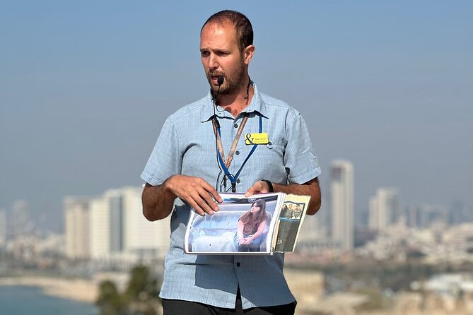 Discovering downtown Tel Aviv Street art and ancient Jaffa! - Why the private price can make sense