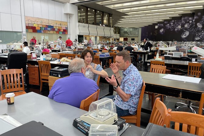 Exclusive Private Tour in The Israel Diamond Exchange - The 4 Cs lesson before you buy anything