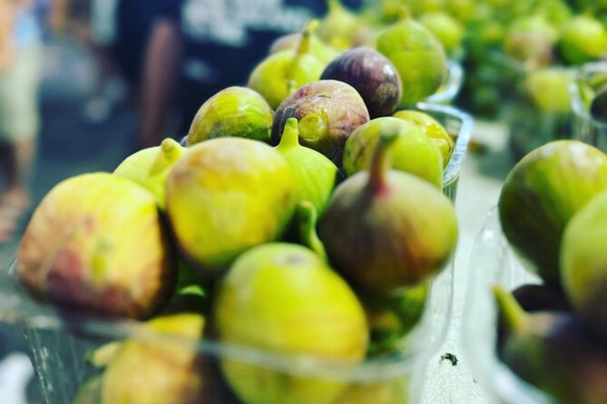 Food & Drink Private Guided Tour in Tel Aviv - Carmel Market after dark