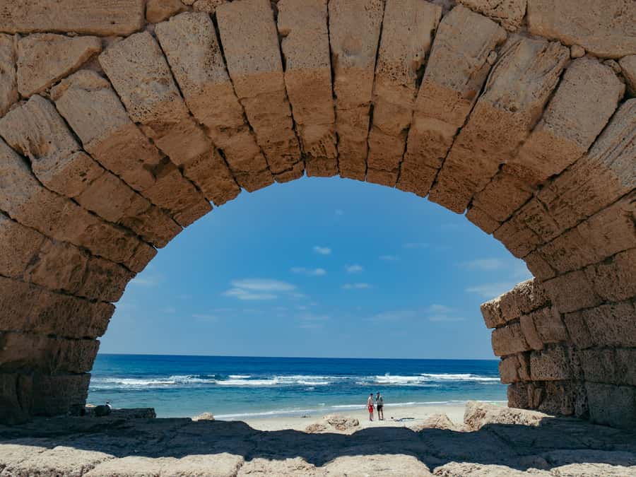 From Tel Aviv: Caesarea, Haifa and Akko Day Trip - Lunch, cash and the real price of the day