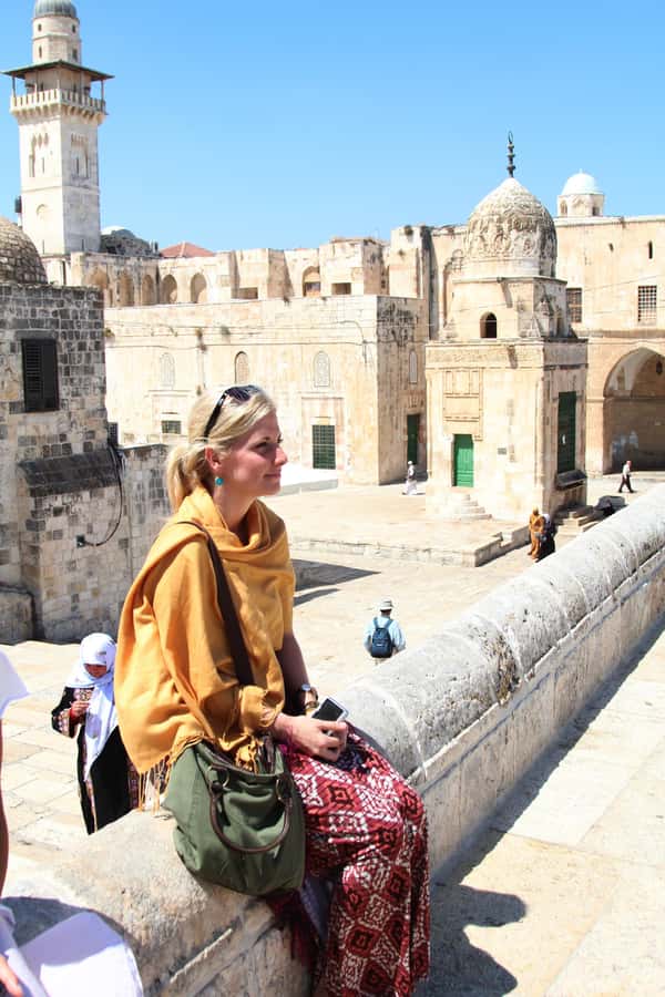 From Tel Aviv: Jerusalem Old City Guided Tour - Following the Via Dolorosa to the Church of the Holy Sepulchre