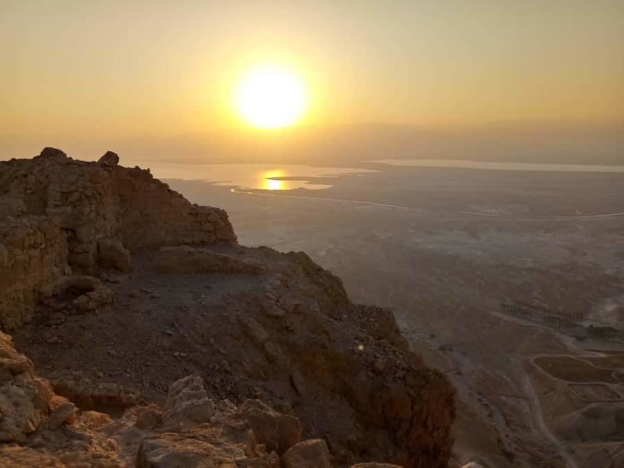 From Tel Aviv: Masada Sunrise, Ein Gedi and Dead Sea Tour - Who should choose this Masada and Dead Sea trip?