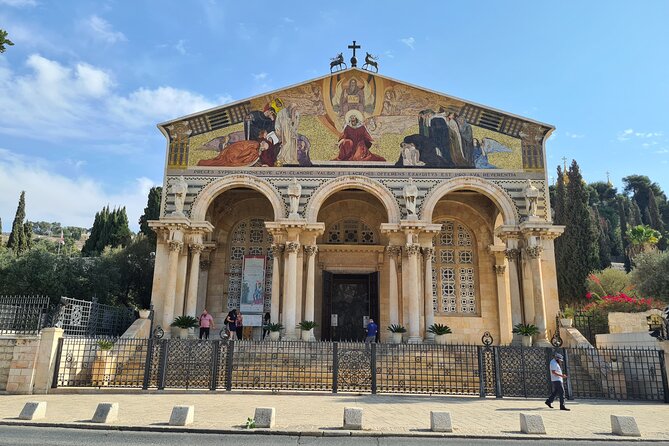 In The Footsteps of Jesus Day Tour - Dguide Self Guiding App - Bethesda and the Church of St. Ann