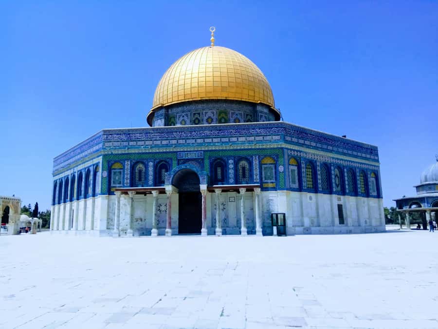 Jerusalem: Old City Private Walking Tour of Religious Sites - Clothing and practical preparation