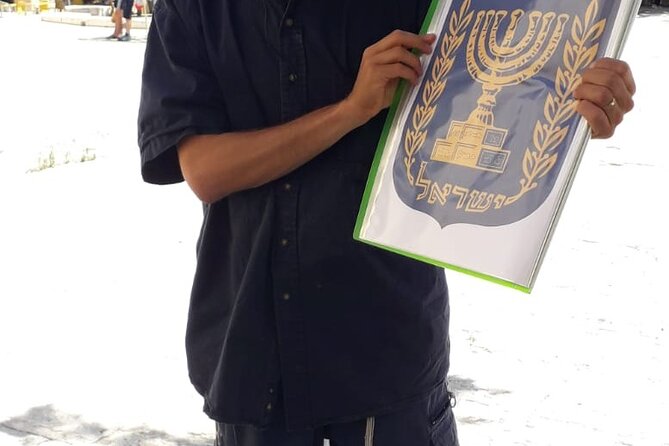 Magical Walking Tour in Old City of Jerusalem - The five-minute stop at Hurva Synagogue