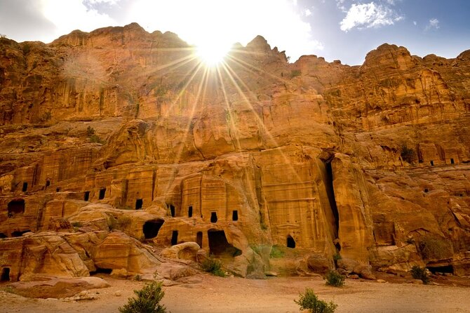 Petra 1-Day Tour from Tel Aviv with FREE Authentic Lunch - The included Jordanian lunch