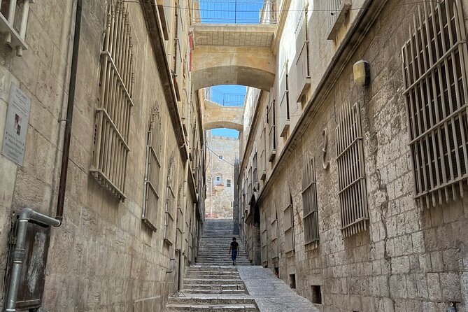 Private Guided Tour in old city Jerusalem - Christian Quarter: Via Dolorosa and the Holy Sepulchre