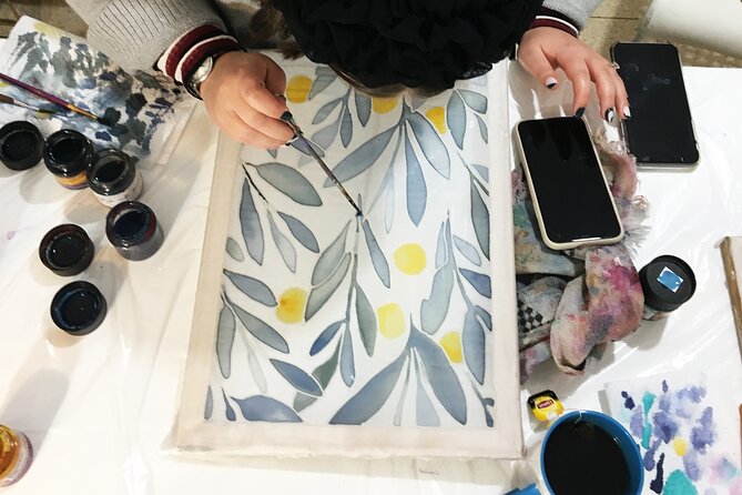 Private Silk Wall Hanging Painting Workshop in Jerusalem - What I Like About Avigael’s Teaching Style