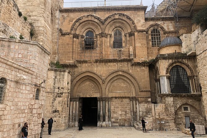 Private Walking Tour in Jerusalem's Old City - Synagogues, the Cardo, and the rebuilt Jewish Quarter