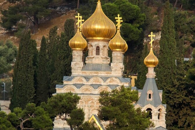 Private Walking Tour in the Old City of Jerusalem - Hurva Synagogue square keeps the visit outside