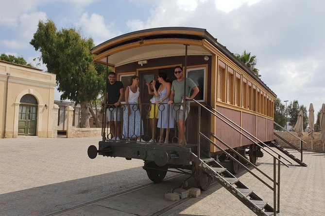 Privet walking tour in Tel Aviv-Yafo - Old Jaffa: alleys leading to a 3,500-year-old port