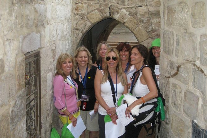 ScaVentures! Have fun, explore and discover! - Following maps through Jerusalem