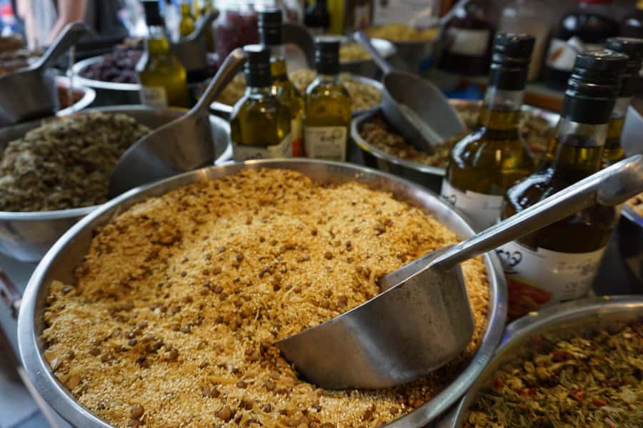 Tel Aviv: 2-Hour Carmel Market Tour in English with Lunch - Spices, specialty shops, and side lanes