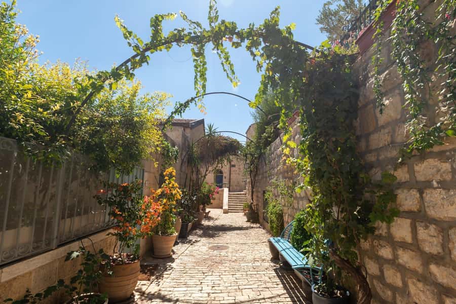 Tel Aviv: Best of Jerusalem Day Tour - One hour at Mahane Yehuda Market