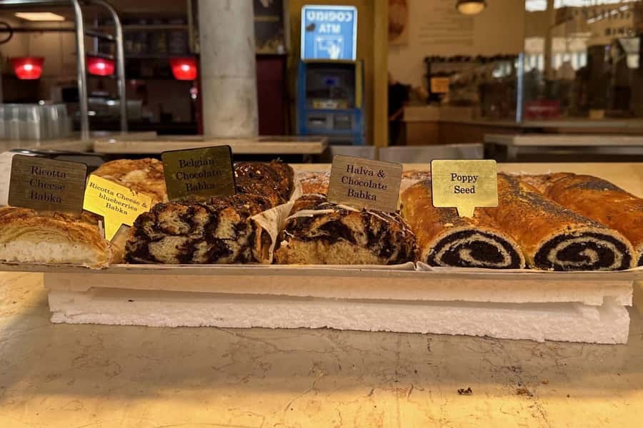 Tel Aviv: Carmel Market & Neighborhood Guided Walking Tour - Reading Carmel Market through food