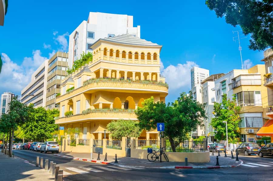 Tel Aviv: Florentin Saturday Walking Tour - Neve Tzedek’s quiet streets and restored homes