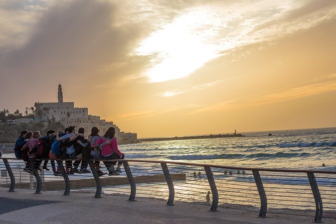Tel Aviv Like a Local: Customized Guided Tour by Lokafy - A flexible first look at Tel Aviv