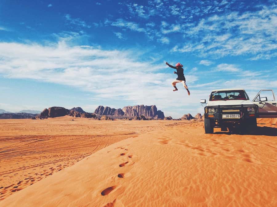 Tel Aviv: Petra & Wadi Rum 2-Day Glamping Trip with Flights - Aqaba’s lanes, castle, and optional sea time