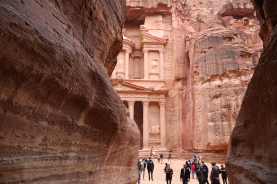 Tel Aviv: Petra & Wadi Rum 2-Day Glamping Trip with Flights - What the $499 price really covers