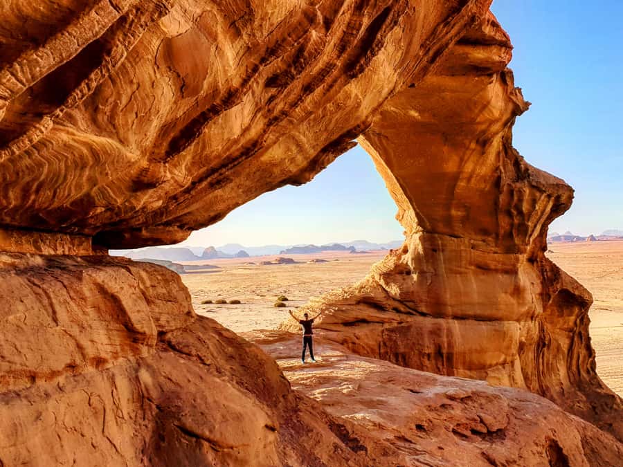 Tel Aviv: Petra & Wadi Rum 2-Day Glamping Trip with Flights - A sunset Jeep ride through Wadi Rum