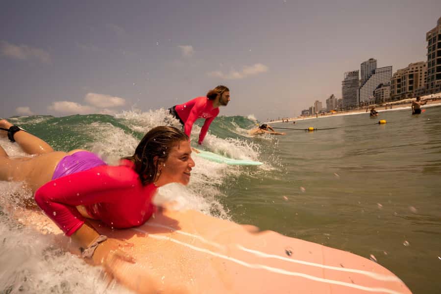 Tel Aviv: Professional Surfing Lessons at Beach Club TLV - Key points to know before you paddle out