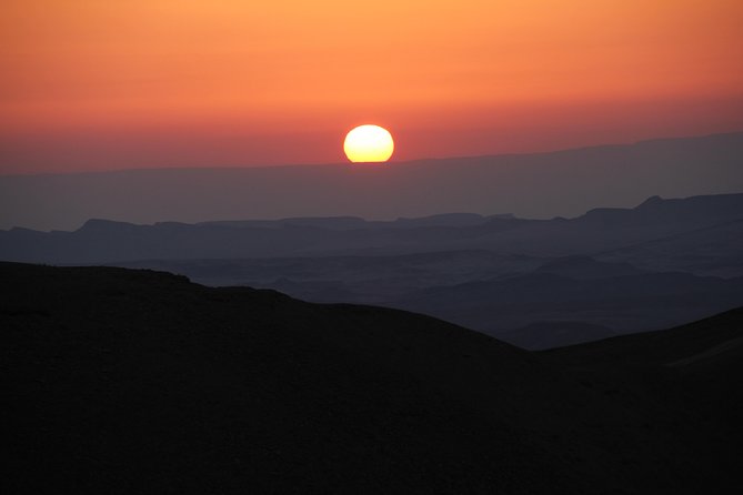 Two hour guided jeep tour in to and around the Ramon crater - Why Ramon Crater is better from the valley floor